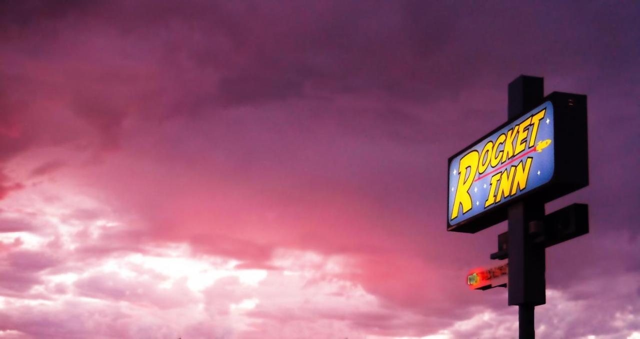 Rocket Inn ทรูธออร์คอนซีเควนเซส ภายนอก รูปภาพ